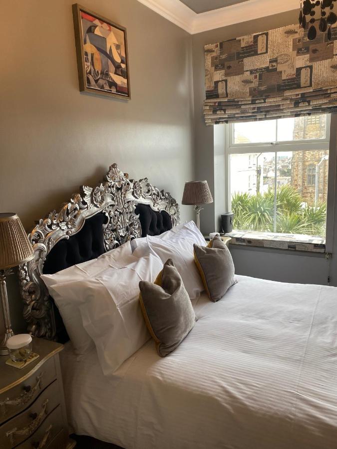 New Quay The White House Hotel מראה חיצוני תמונה