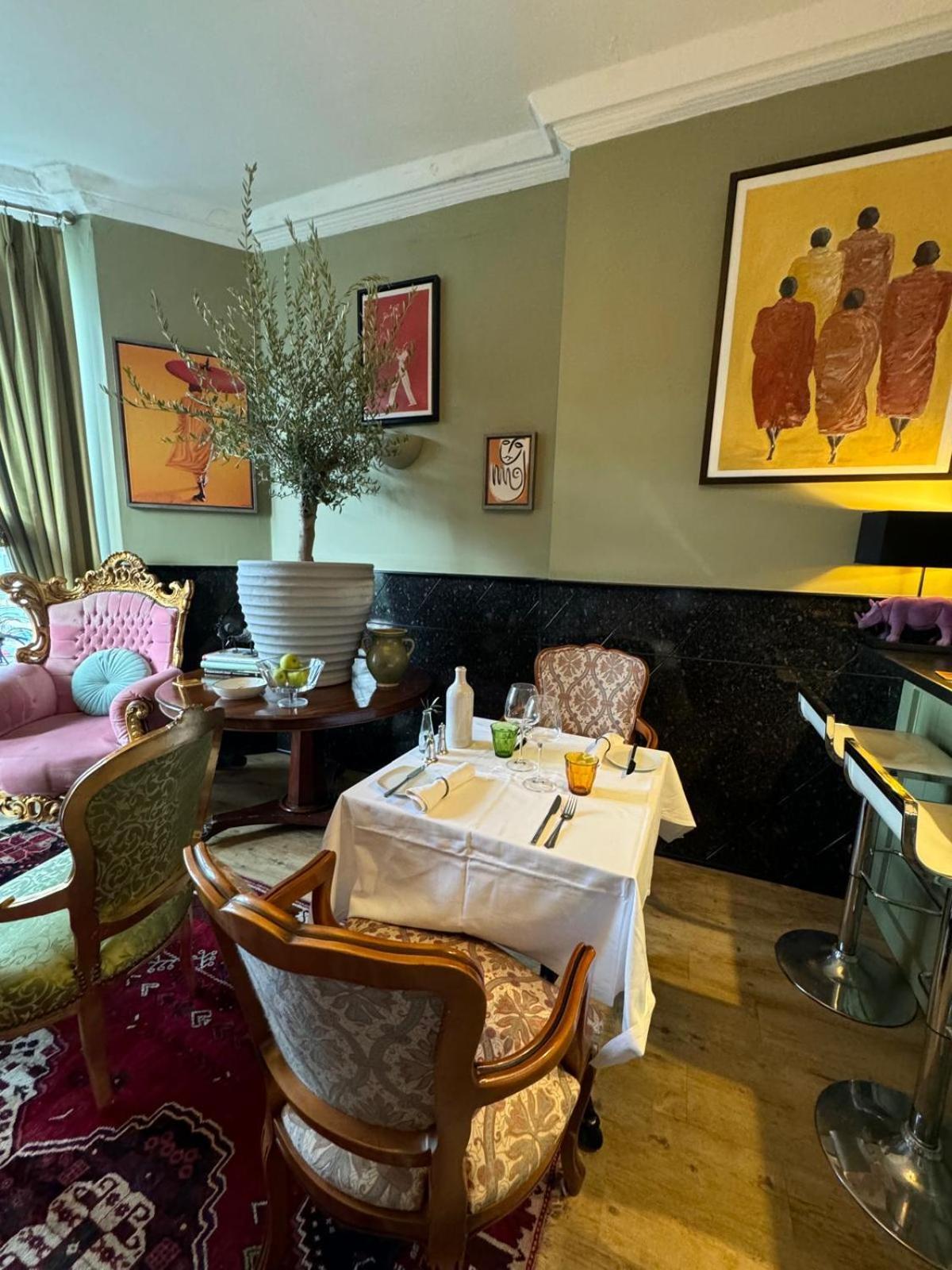New Quay The White House Hotel מראה חיצוני תמונה